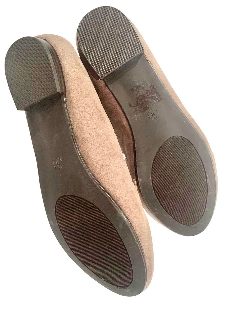 Cest 1945 Tan Suede Elephant Embellished Flats - Picture 6 of 6